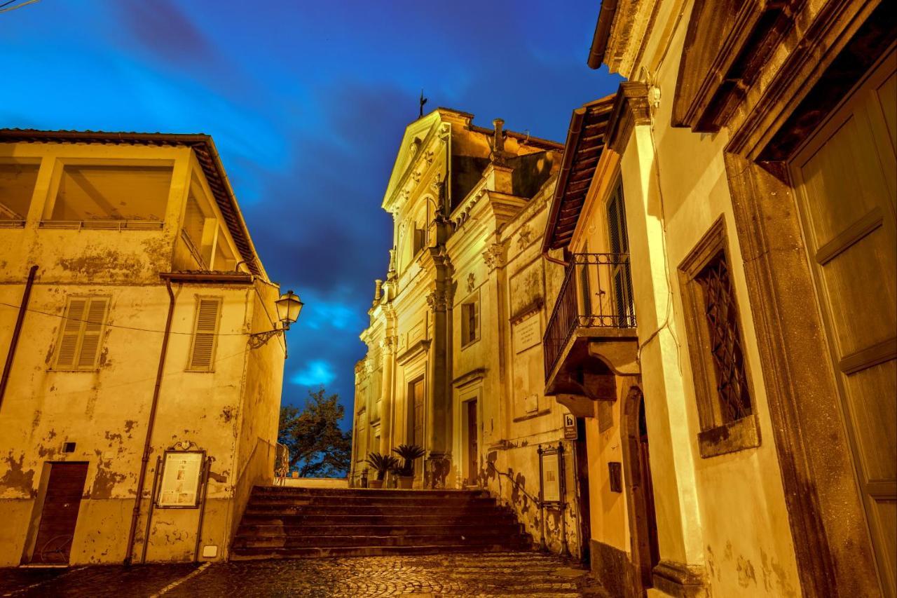 Centro E Spiaggia Ambra Anguillara Sabazia Exterior foto